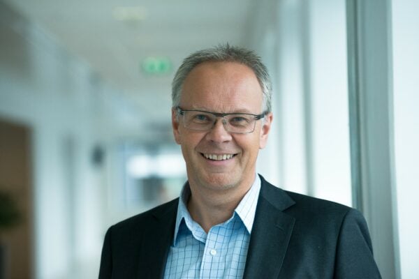 Tor Hellestøl